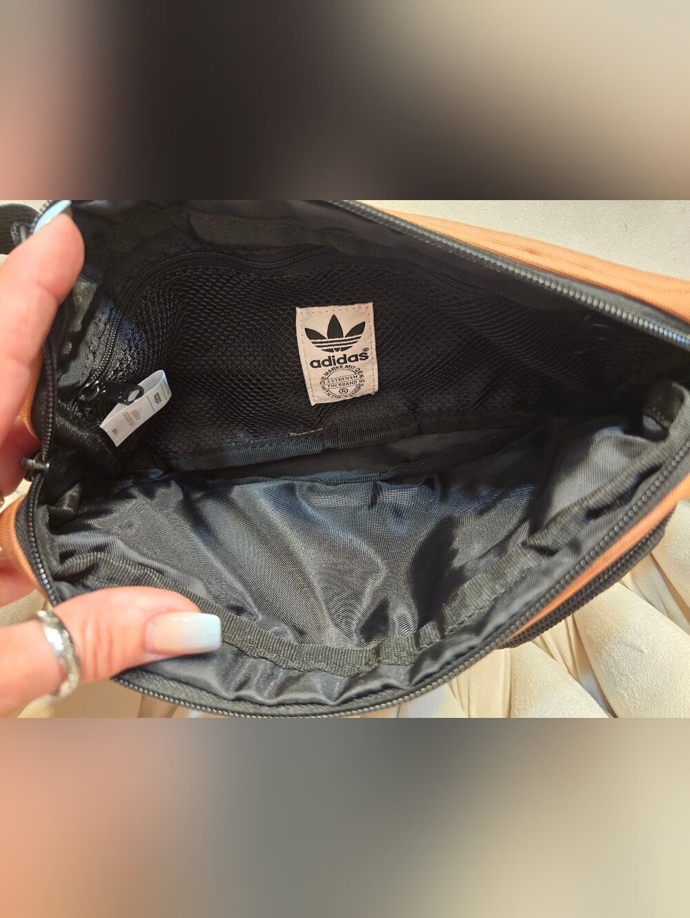 ADIDAS Fanny Pack - Picture 4 of 6
